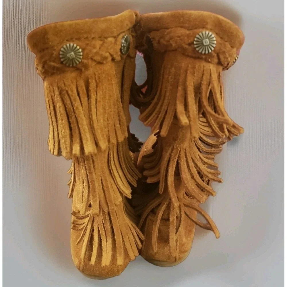 Minnetonka Little Kids Size 11 Boots Tall‎ Brown Suede Fringe Tiered Moccasin